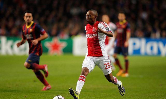 在弧顶接球 在弧顶接球