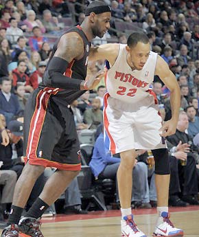 其强大的实 其强大的实