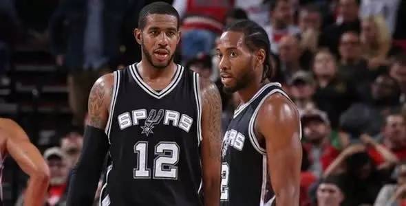 游球队在赛 游球队在赛