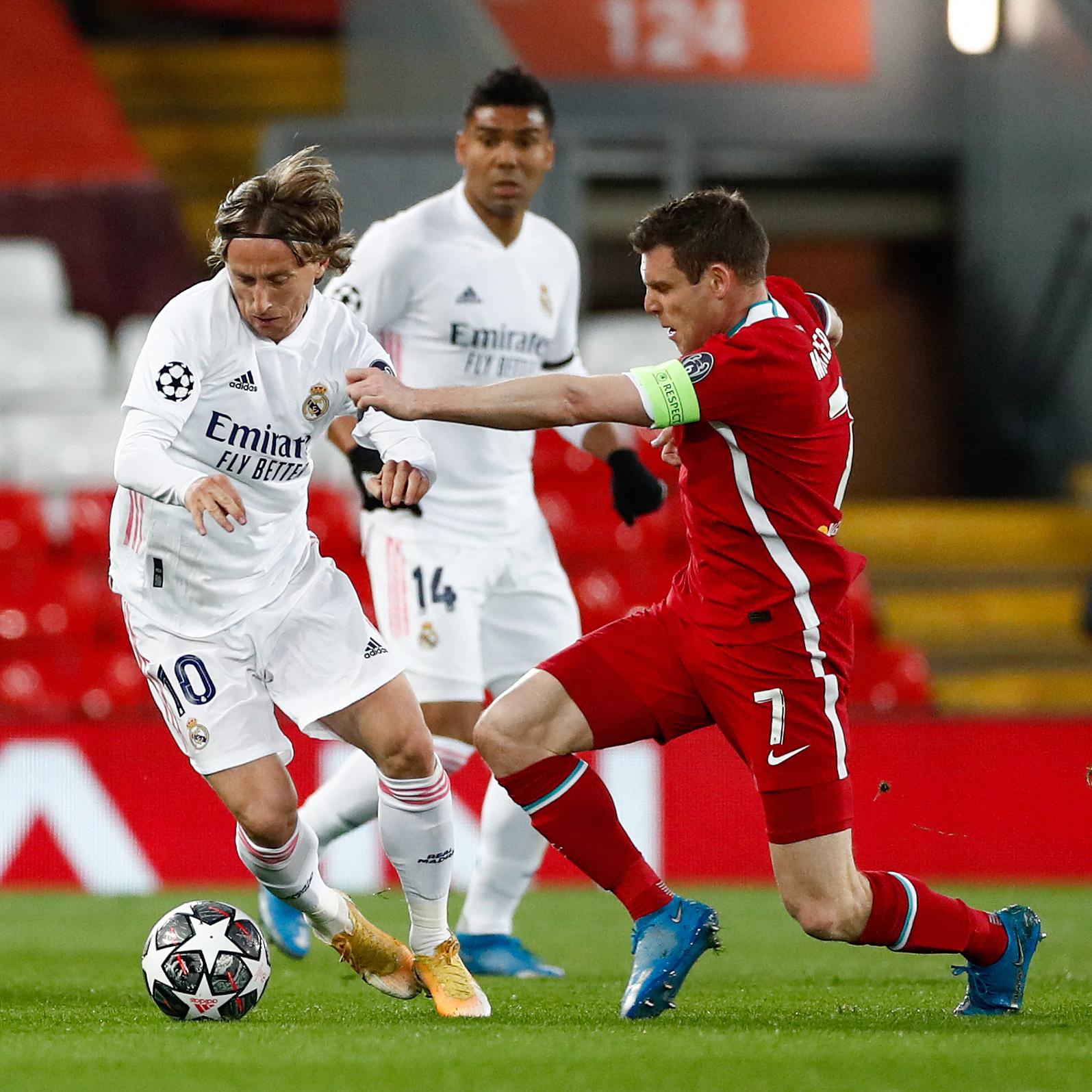 特在中后场 特在中后场