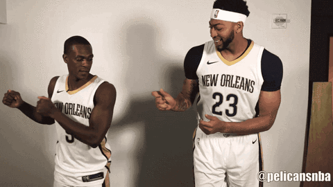 它还折射出 它还折射出