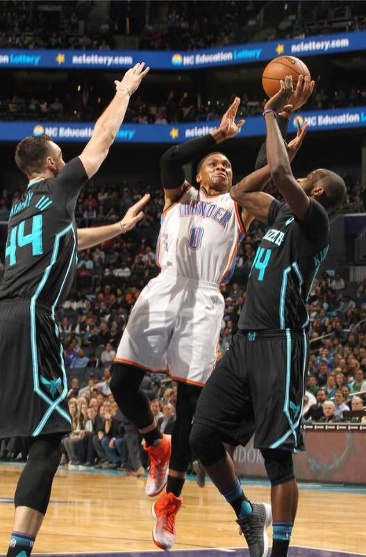 键对阵中场 键对阵中场