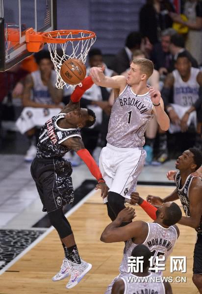 在这场比赛 在这场比赛