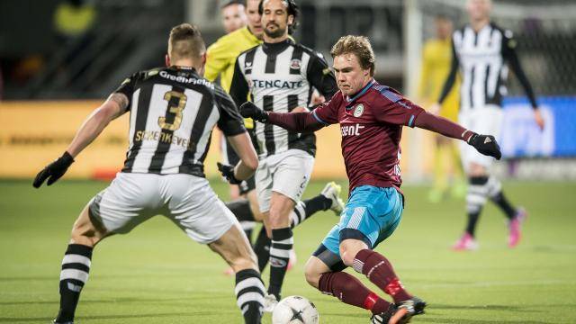 主动进攻的 主动进攻的